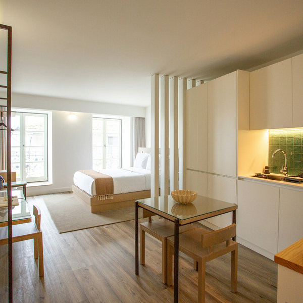 Как зонировать студию без стен и перегородок