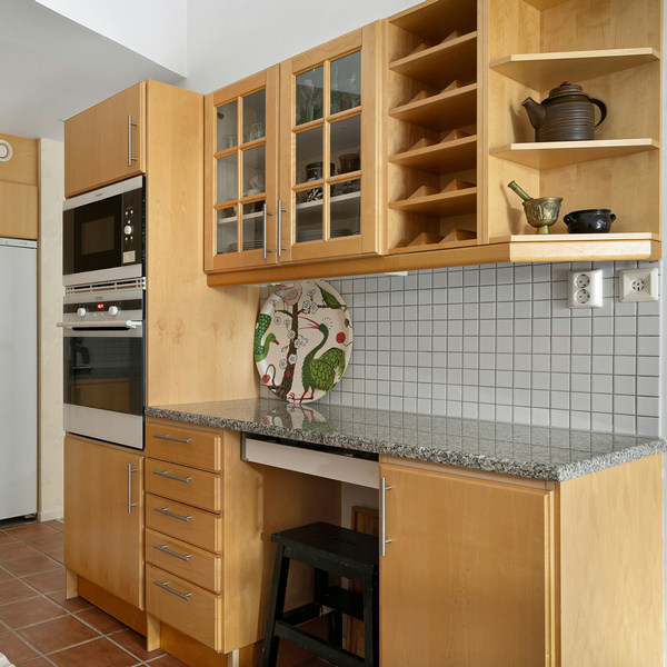 Как выбрать цвет кухни, который не надоест