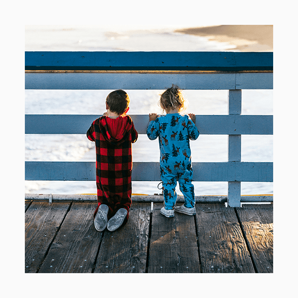 Как понять, что вашим ребенком манипулируют «друзья»