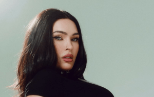 Меган Фокс удивила откровенными снимками