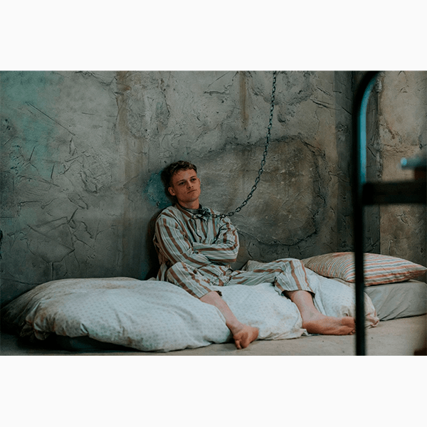 Что смотреть в кино на этой неделе: «Частная жизнь», «Картины дружеских связей», «Остров»