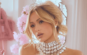 Пэрис Хилтон удивила новыми откровенными снимками