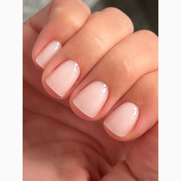 Что такое «маникюр без маникюра» и почему он является лечебным?