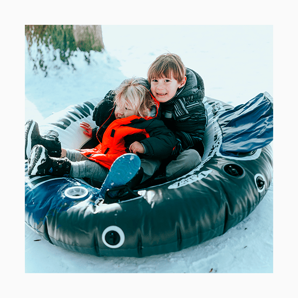 Как понять, что вашим ребенком манипулируют «друзья»