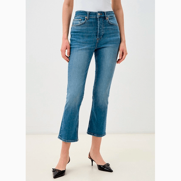 Почему все сходят с ума по стилю Кэролин Бессетт-Кеннеди?