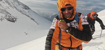 На Эльбрус за бриллиантом: вышел документальный фильм SUNLIGHT о российских альпинистках