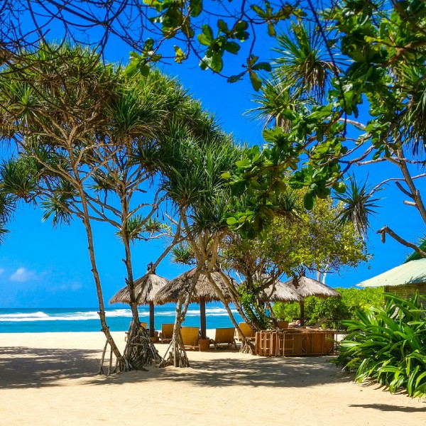 пляж Нуса-Дуа Бали в мае