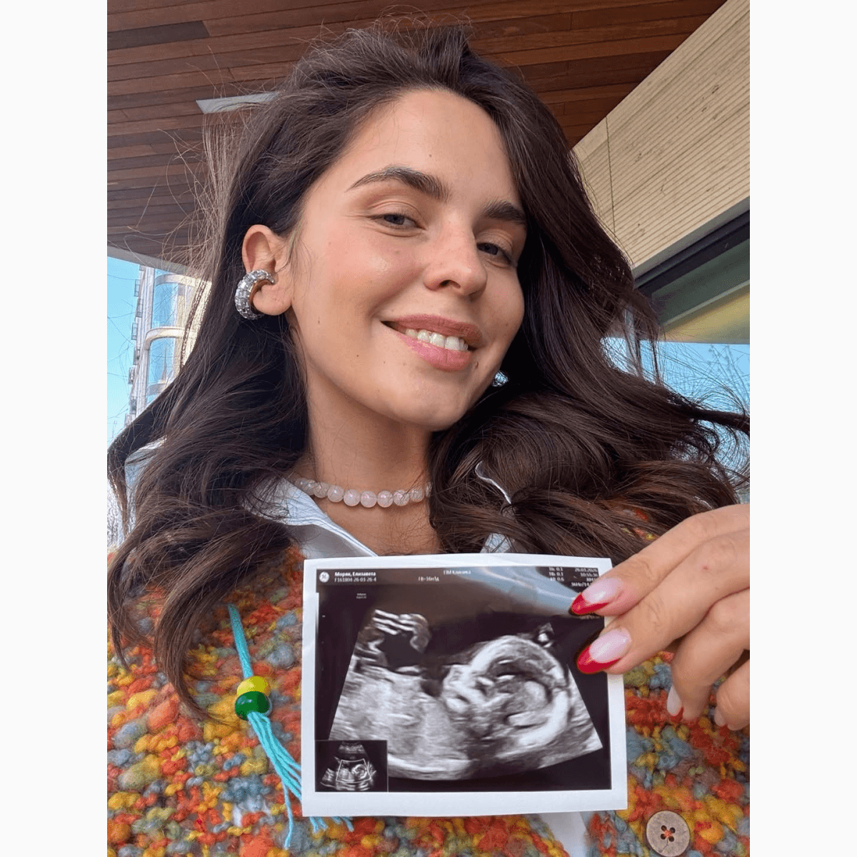 Актриса Лиза Моряк поделилась деталями третьей беременности