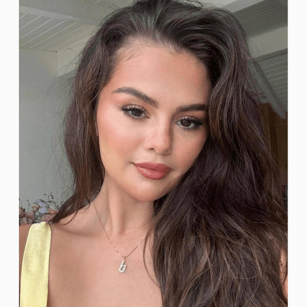 Муж Селены Гомес поделился, как помогает ей справляться с симптомами биполярного расстройства