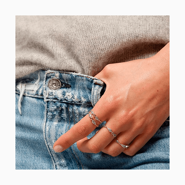 Мы нашли гениальную идею, как подбирать кольца и браслеты