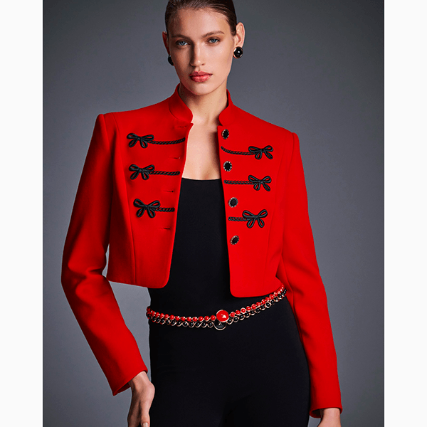 Гусарский жакет – вещь из 2000-х, которую снова носят все