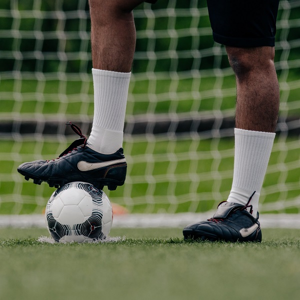 что подарить футбольному фанату