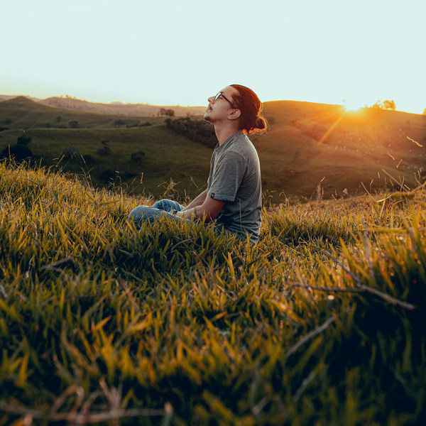 Почему иногда хочется все бросить и уехать в деревню