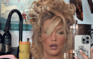 Белла Хадид выпустит мемуары