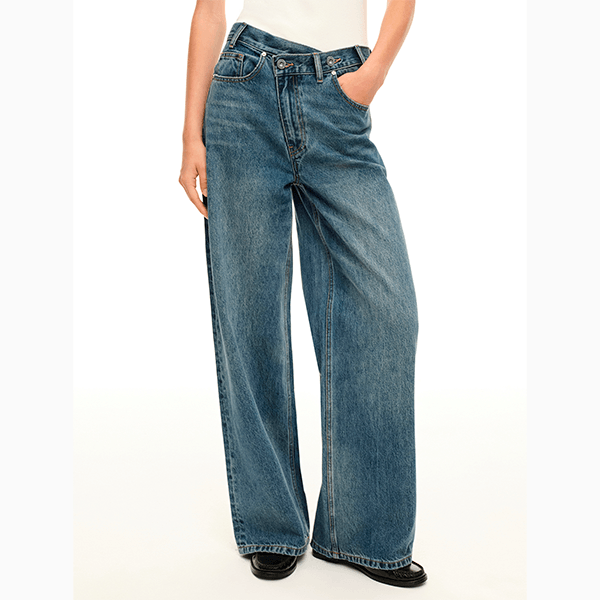 Как выглядит самая модная сейчас модель джинсов?