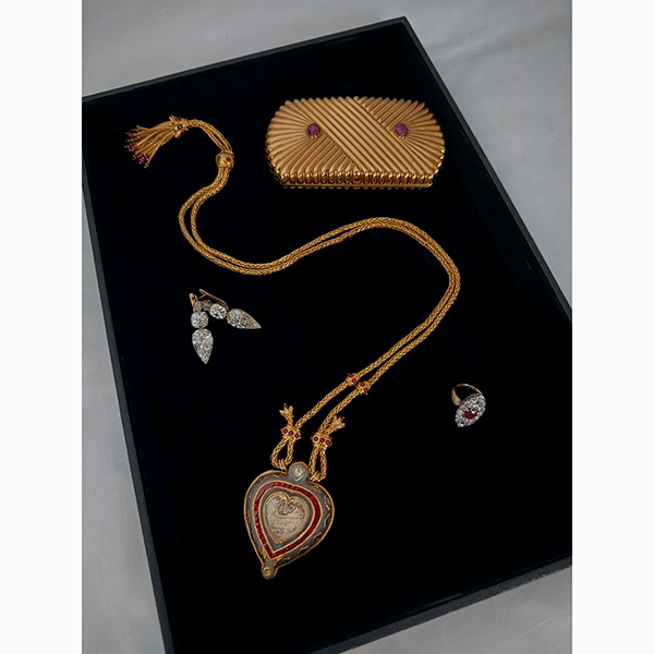 Этой весной вам не обойтись без подвески в форме сердца