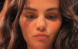 Селена Гомес рассказала, как справляется с обострением биполярного расстройства