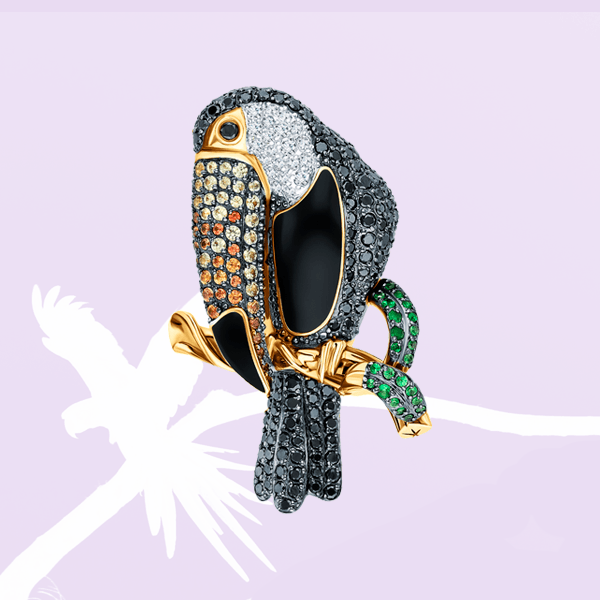 Нас покорили украшения с птицами с последнего показа Schiaparelli