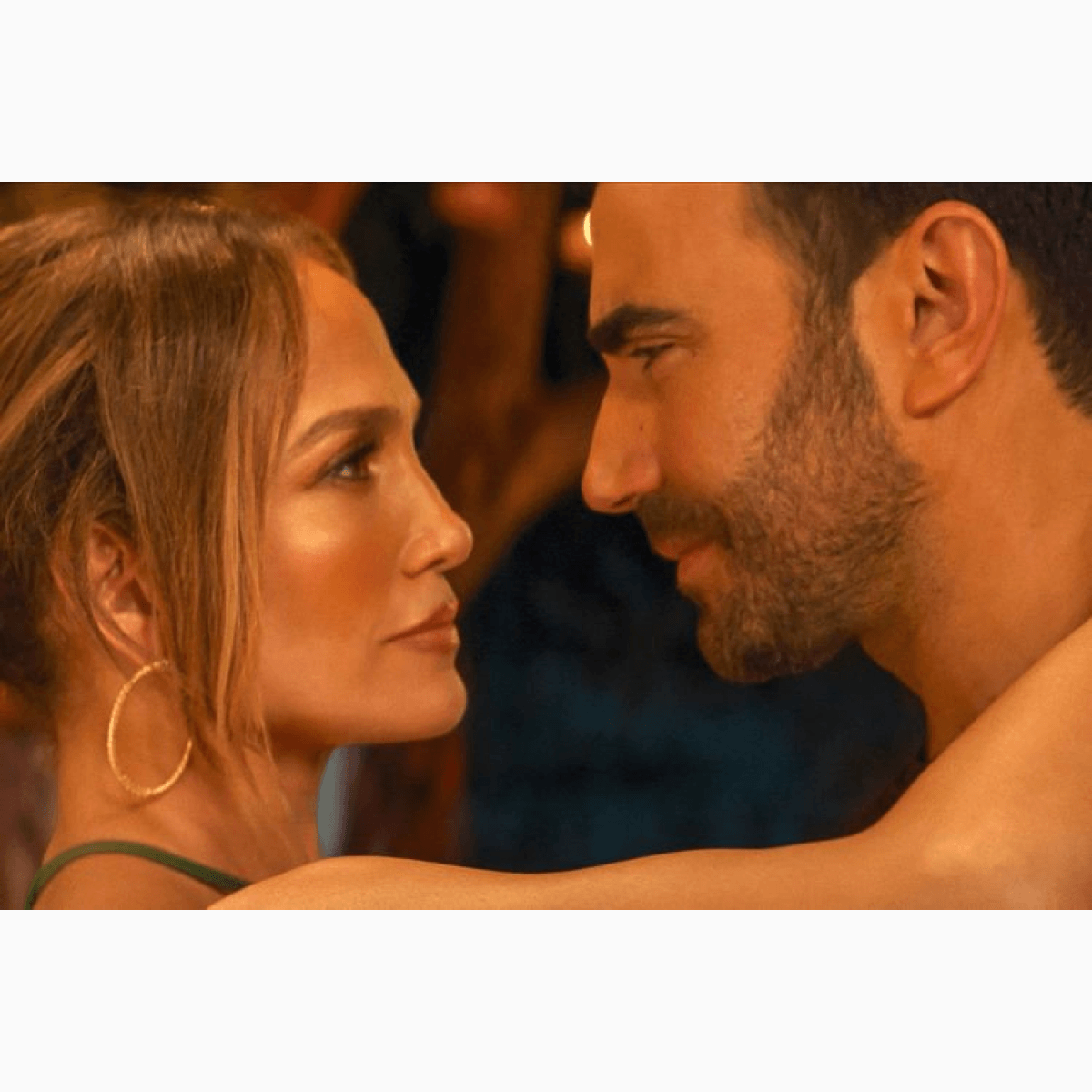 Дженнифер Лопес спровоцировала слухи о романе с коллегой