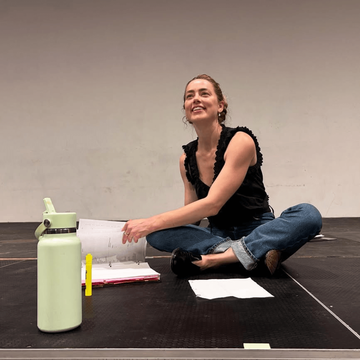 Выяснилось, как Эмбер Херд живет после скандального судебного процесса с Джонни Деппом