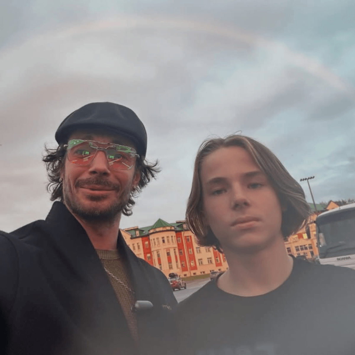 Максим Матвеев поделился редким снимком со старшим сыном