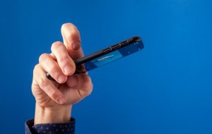 Зачем мошенникам СНИЛС и как они пытаются его выманить по телефону