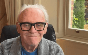 88-летний Энтони Хопкинс начал музыкальную карьеру