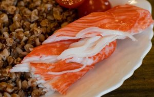 Из чего делают крабовые палочки: какие ингредиенты, польза и вред
