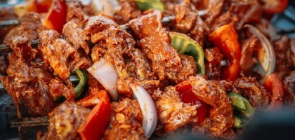 Как замариновать шашлык, чтобы мясо не было сухим