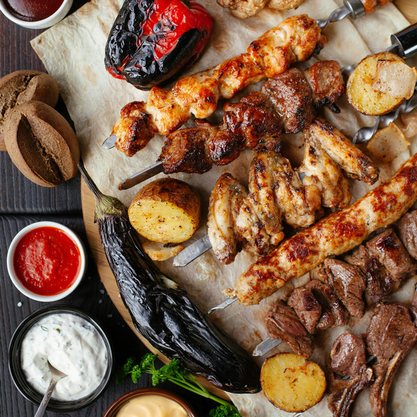 Как замариновать шашлык, чтобы мясо не было сухим