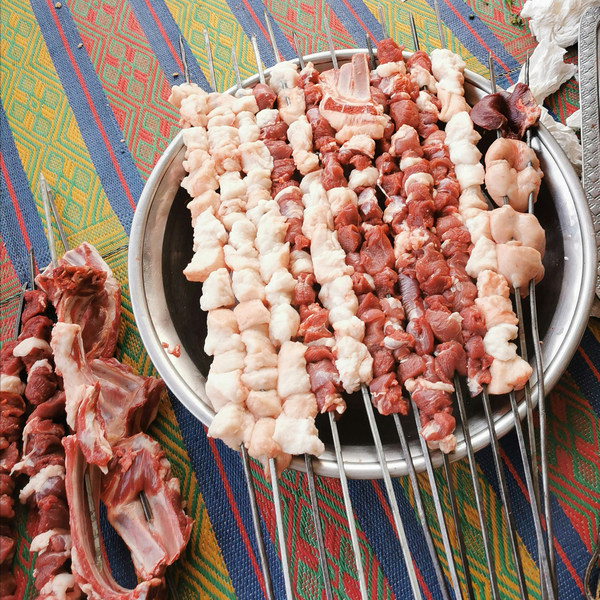Как замариновать шашлык, чтобы мясо не было сухим