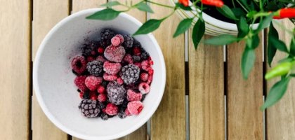 Почему замороженные ягоды дают сок при разморозке (и как это предотвратить)