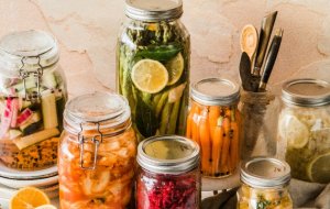 Почему банки с заготовками взрываются: основные ошибки и как их избежать