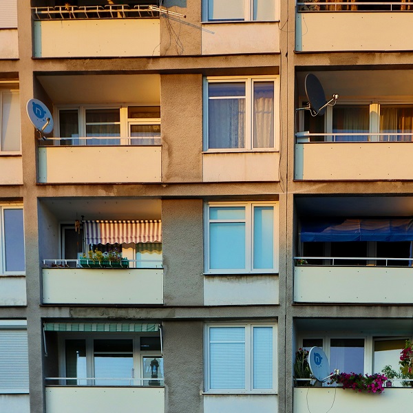 выписать из квартиры после развода