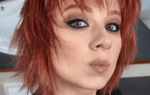 Юлия Савичева рассталась с мужем